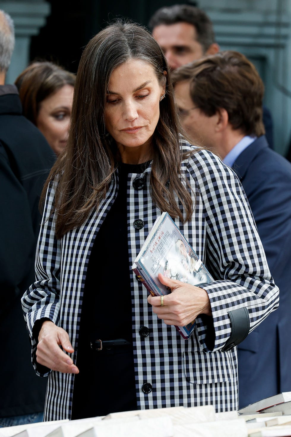 letizia en la cuesta de moyano