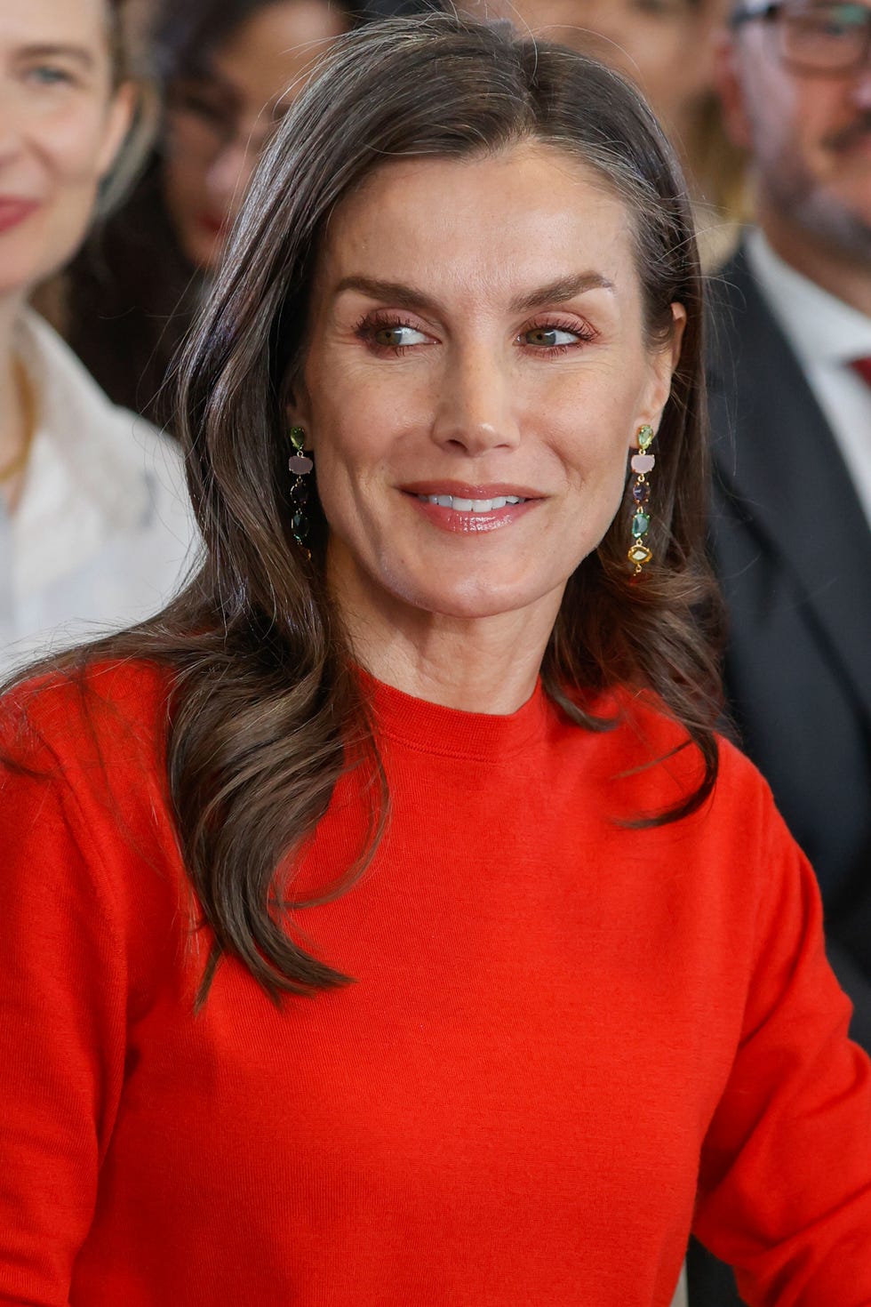 letizia estrena falda plisada