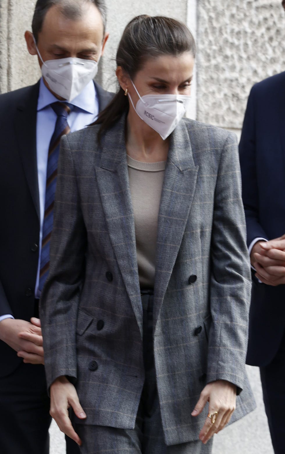 letizia traje chaqueta cuadros