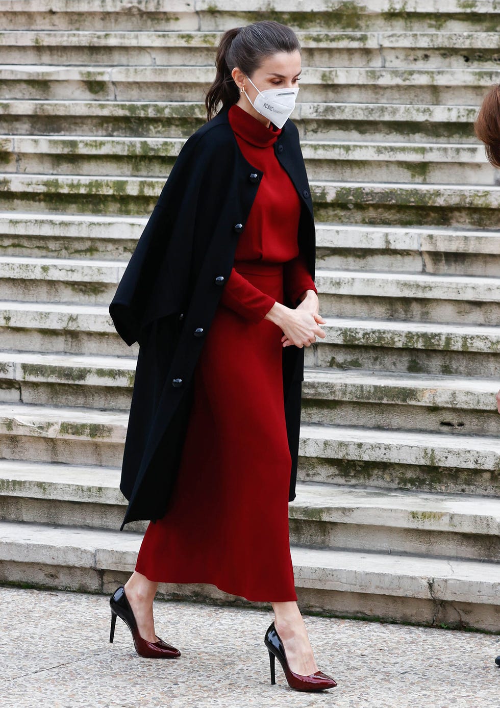 letizia y máxima de holanda tienen el mismo vestido de massimo dutti