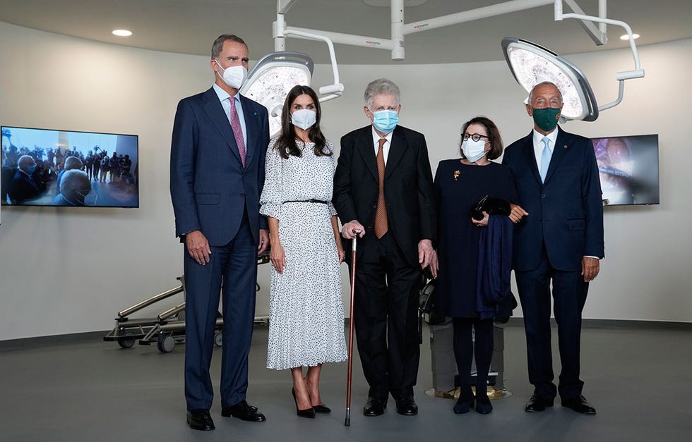 los reyes viajan a cascais para inauguran un centro especializado en el tratamiento del cáncer de páncreas