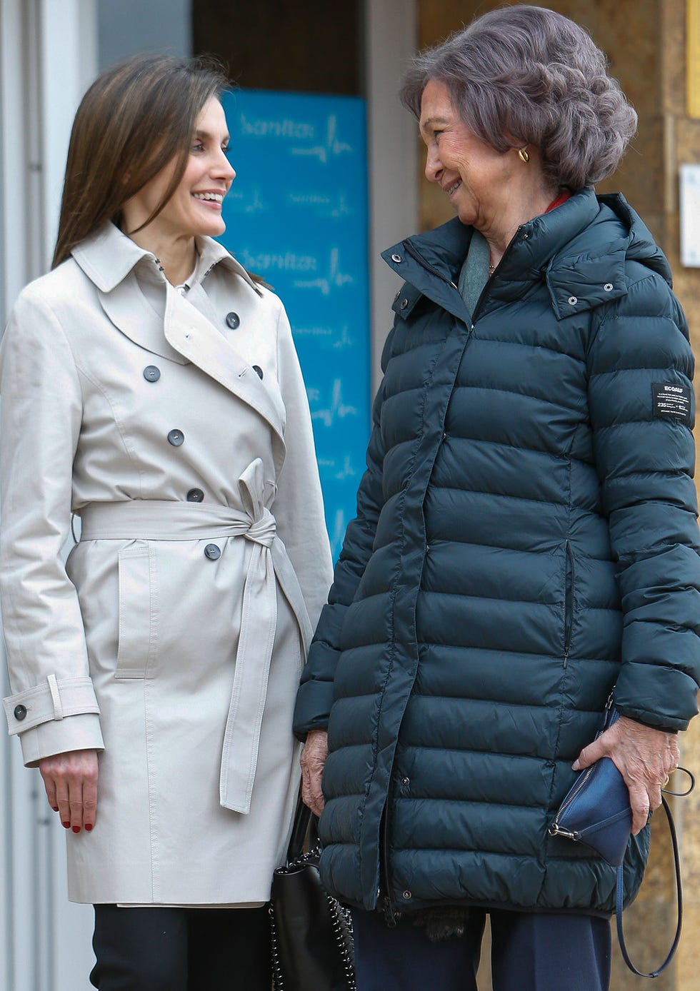 Primera imagen de las reinas tras el rifirrafe real