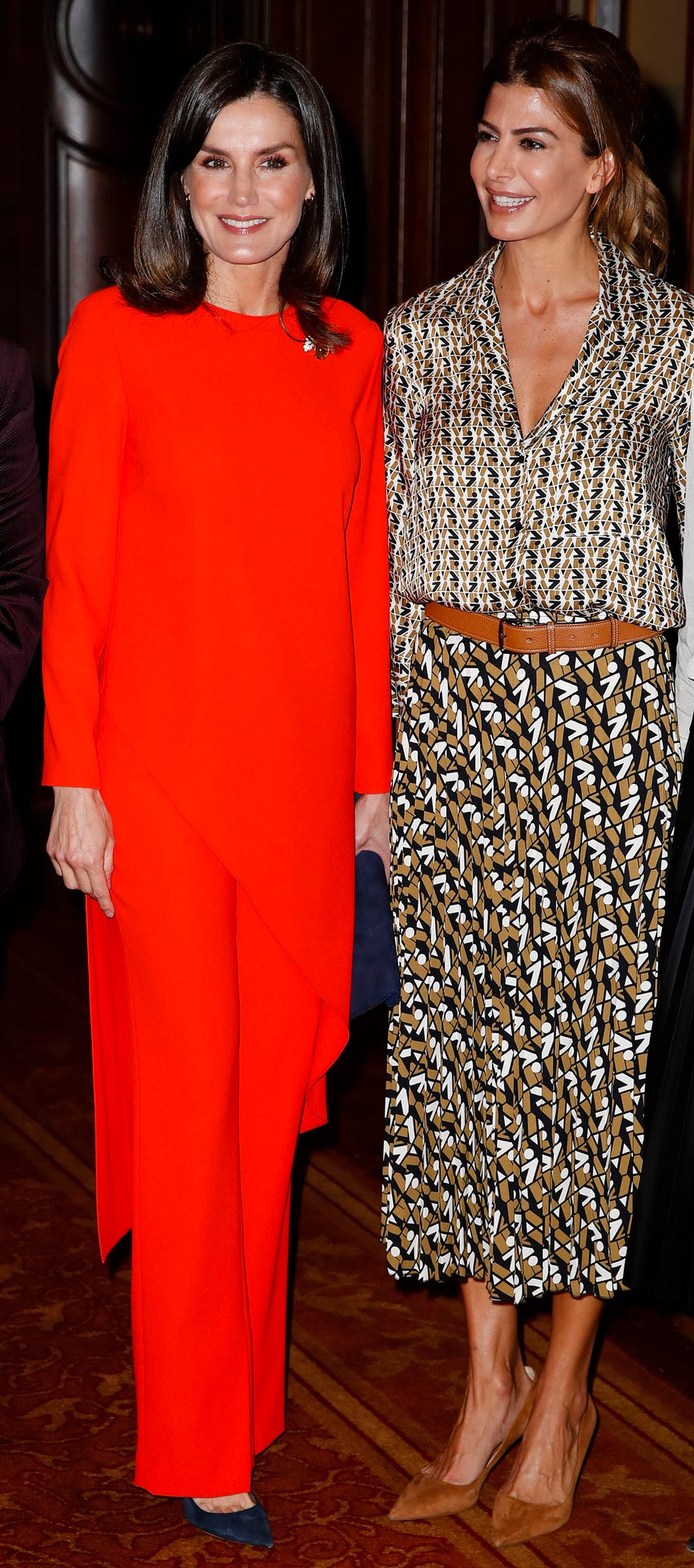 la reina letizia con un look de zara en argentina en marzo de 2019
