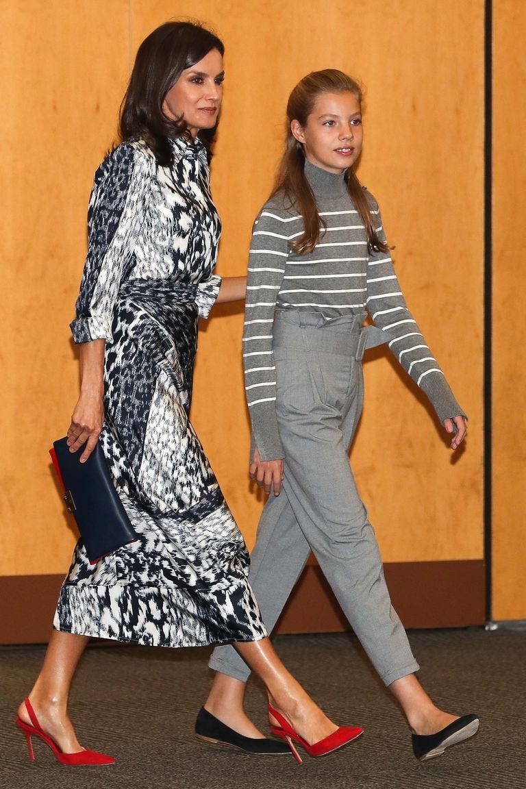 la reina letizia y su hija, la infanta sofía