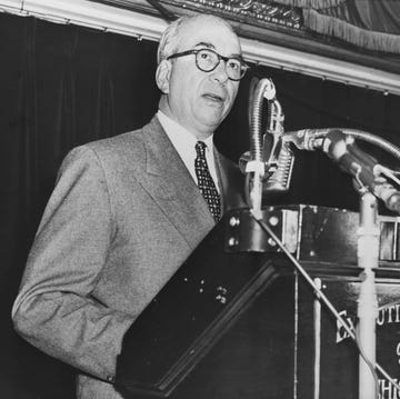 atomic energy commission chairman lewis strauss