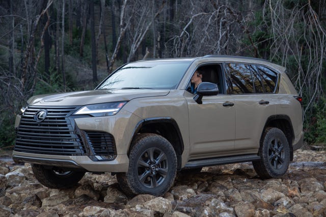 2025 Lexus LX