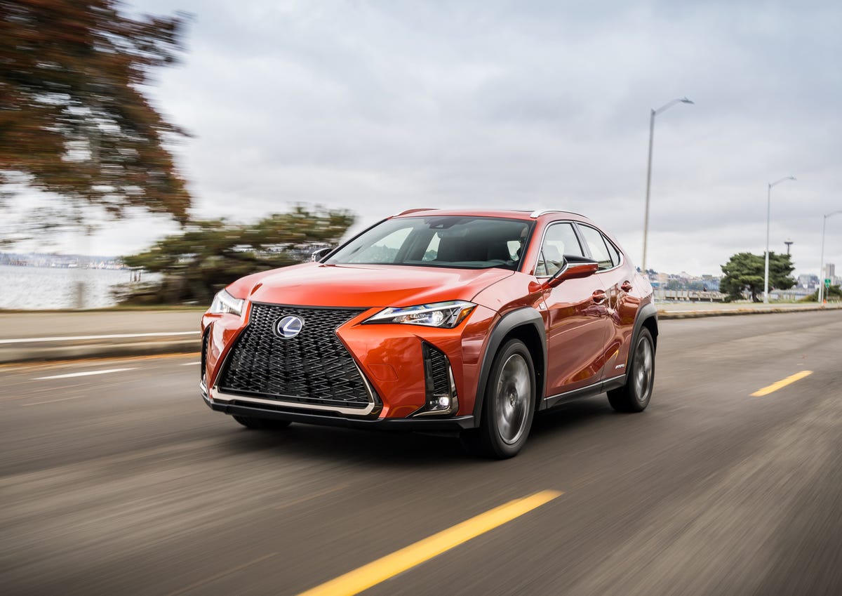 lexus-to-lease-its-new-ux-crossover-in-single-payment-program