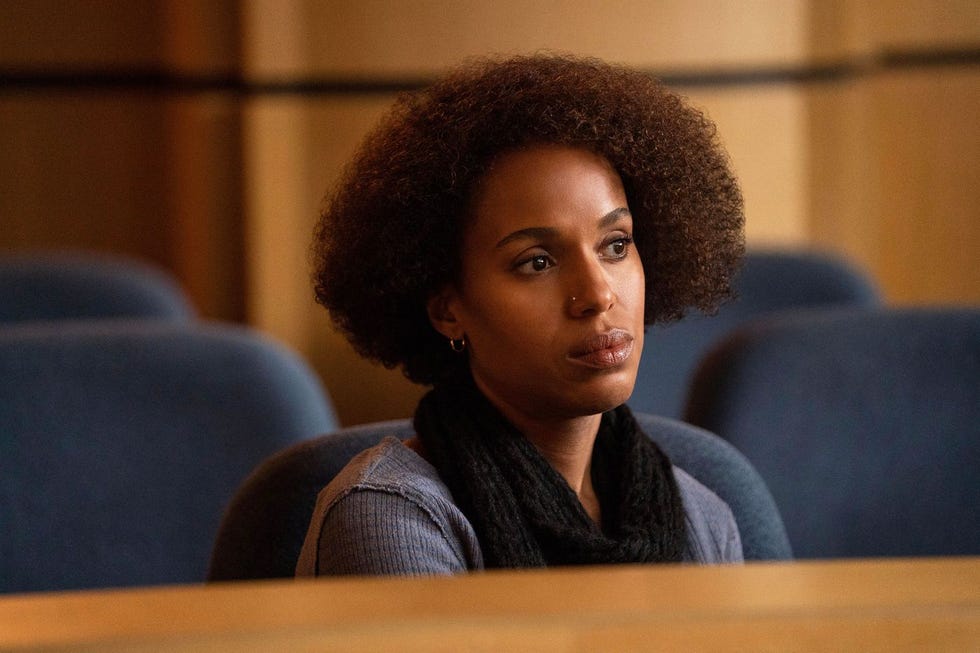 kerry washington plays mia warren in hulu's little fires everywhere