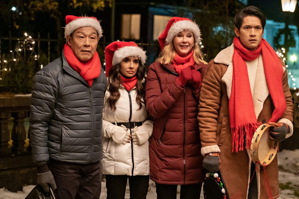 love hard l to r james saito as bob lin, mikaela hoover as chelsea, rebecca staab as barb lin and harry shum jr as owen lin cr bettina straussnetflix © 2021