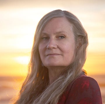 book review of reading the waves by lidia yuknavitch, memoir, anita felicelli book review of reading the waves by lidia yuknavitch, memoir, anita felicelli