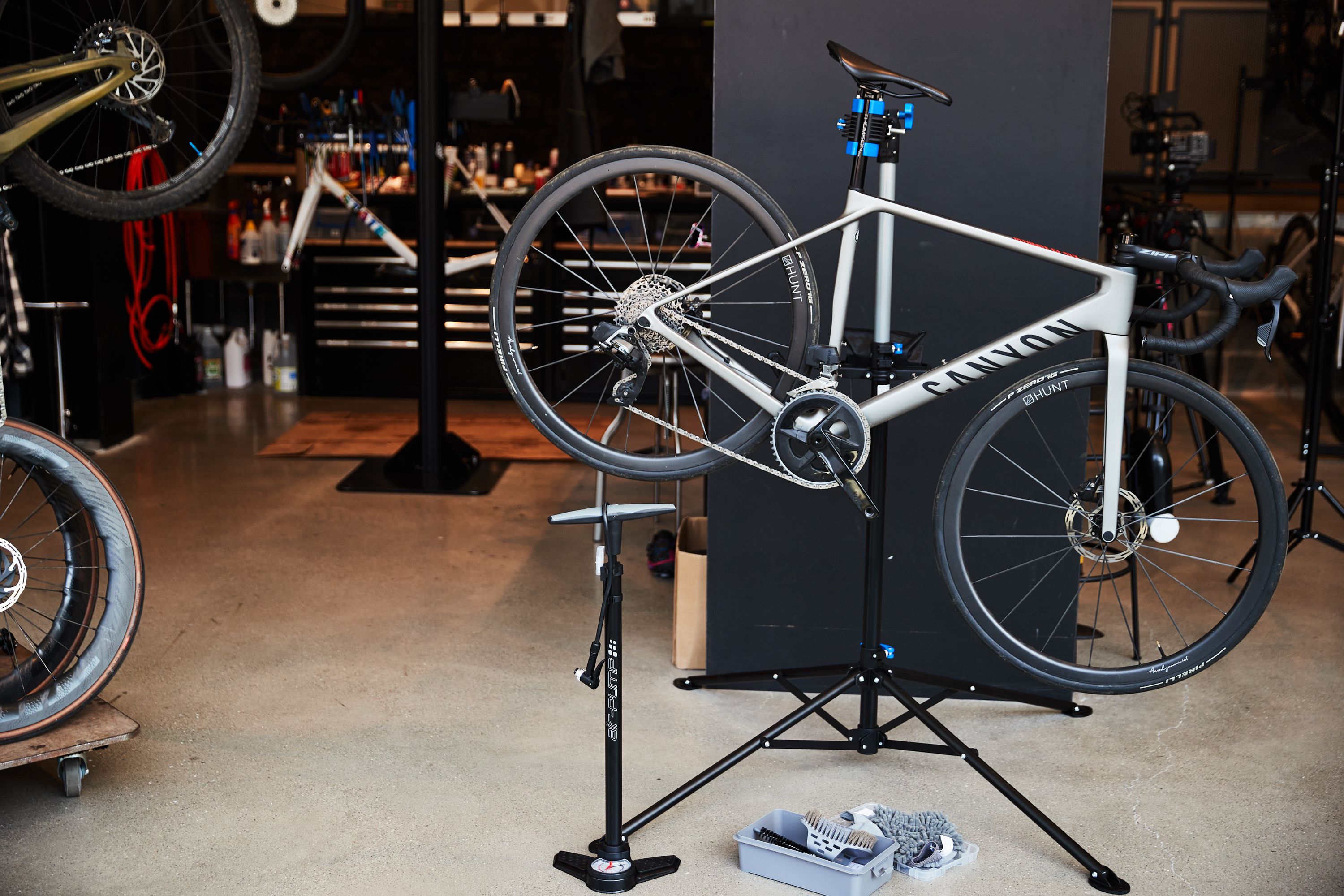 9 Best Bike Repair Stands of 2024 Best Workstands for Bikes