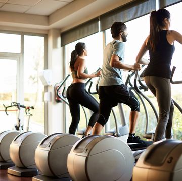 elliptical vs running krisbut lifestyle gym and fitness barcelona, people on elliptical trainer