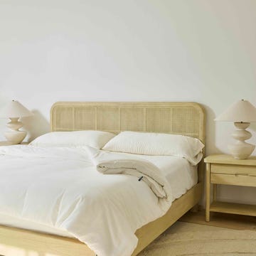 white bed with avec duvet set white bed with avec duvet set