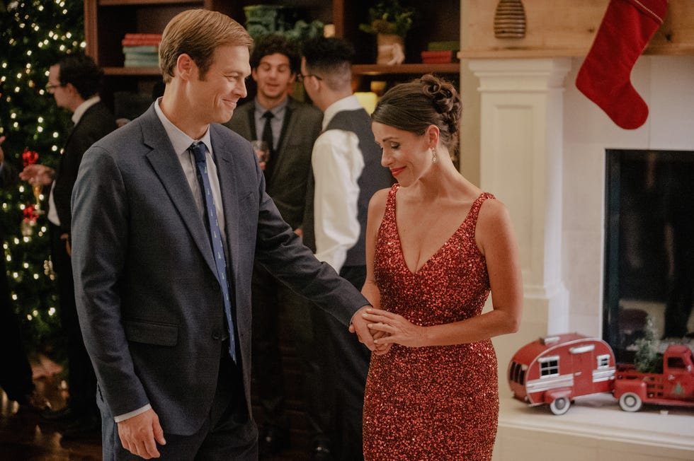 Lifetime Christmas Movies 2019 - Staging Christmas