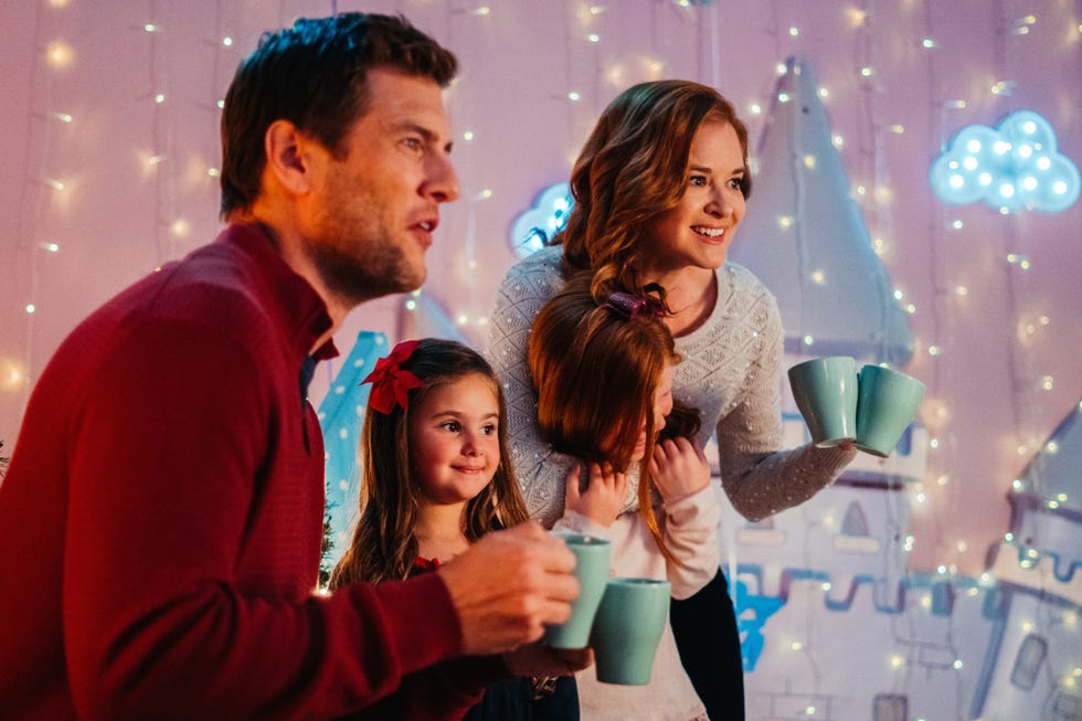 Lifetime Christmas Movies 2019 - Twinkle All the Way