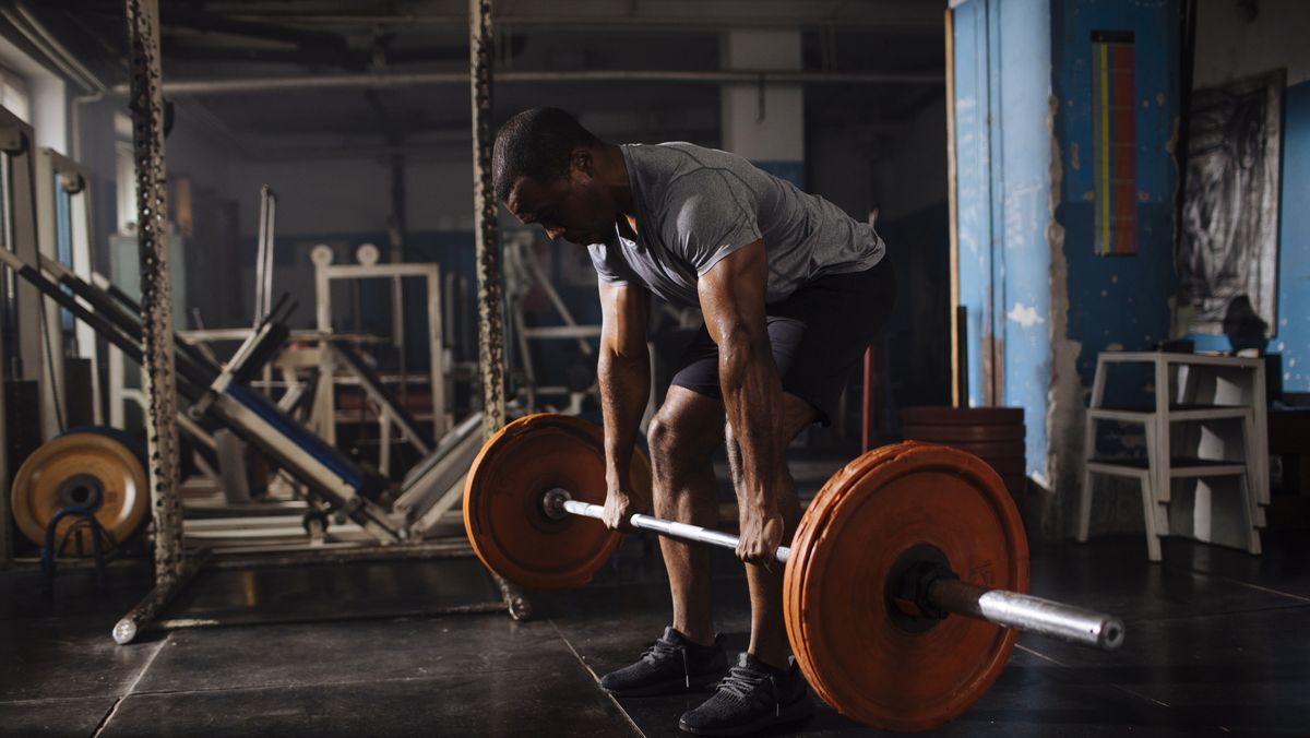 Qué músculos trabajan los deadlifts para aumentar la fuerza y el tamaño