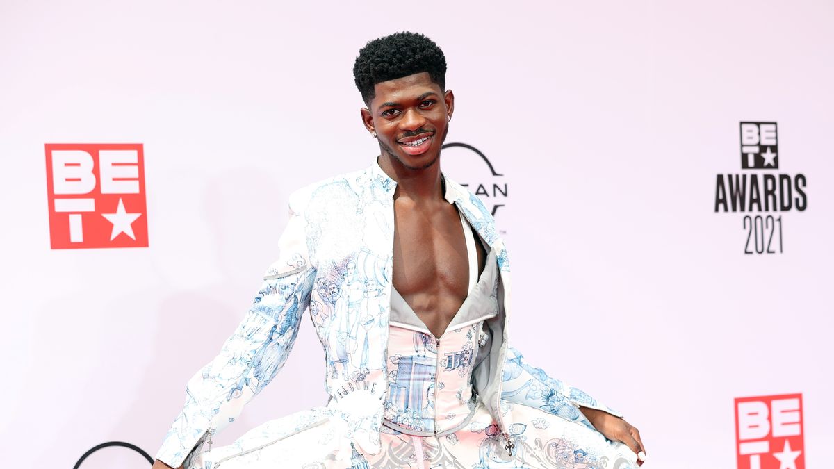 Lil Nas X Outfits: His Most Iconic Looks Yet