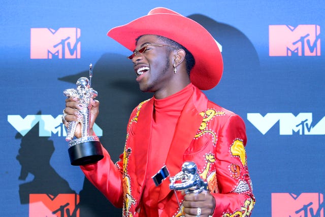 Lil Nas X VMA Outfits — Lil Nas X MTV VMA Fashion