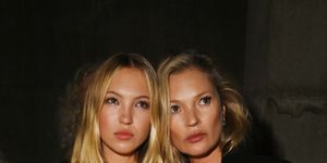 london, england may 13 lila moss and kate moss attend the gucci cruise 2025 fashion show at tate modern on may 13, 2024 in london, england photo by eamonn m mccormackgetty images for gucci