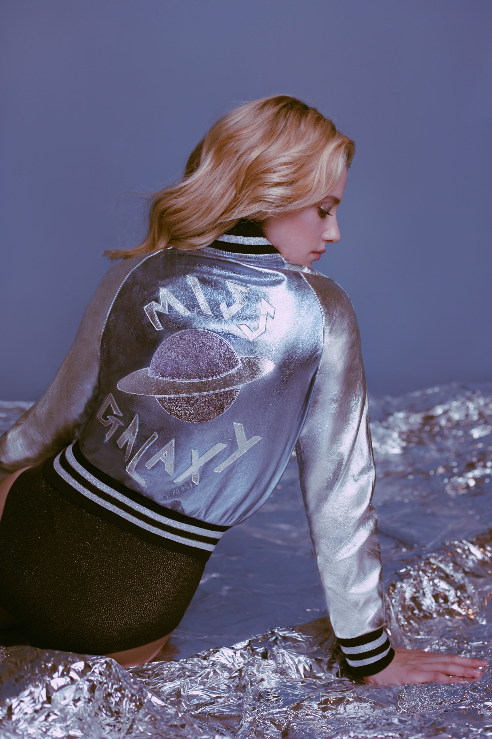 女性情報誌 W Vol.4 2019 Lili Reinhart&Cole Sprous 女性情報誌 W Vol.4 2019 Lili Reinhart&Cole Sprous W Magazine