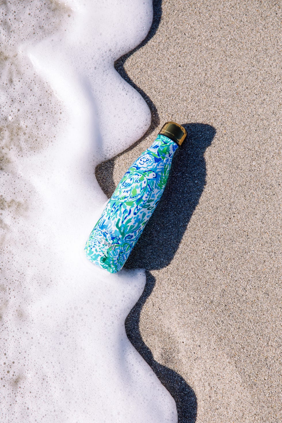 Starbucks Collaborates With Lilly Pulitzer on S'well Water Bottles