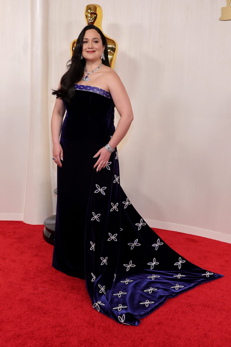 Lily Gladstone Stuns in Custom Gucci at the 2024 Oscars