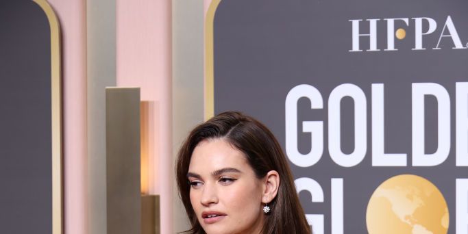 Lily James showcases a bouncy lob at the Golden Globes
