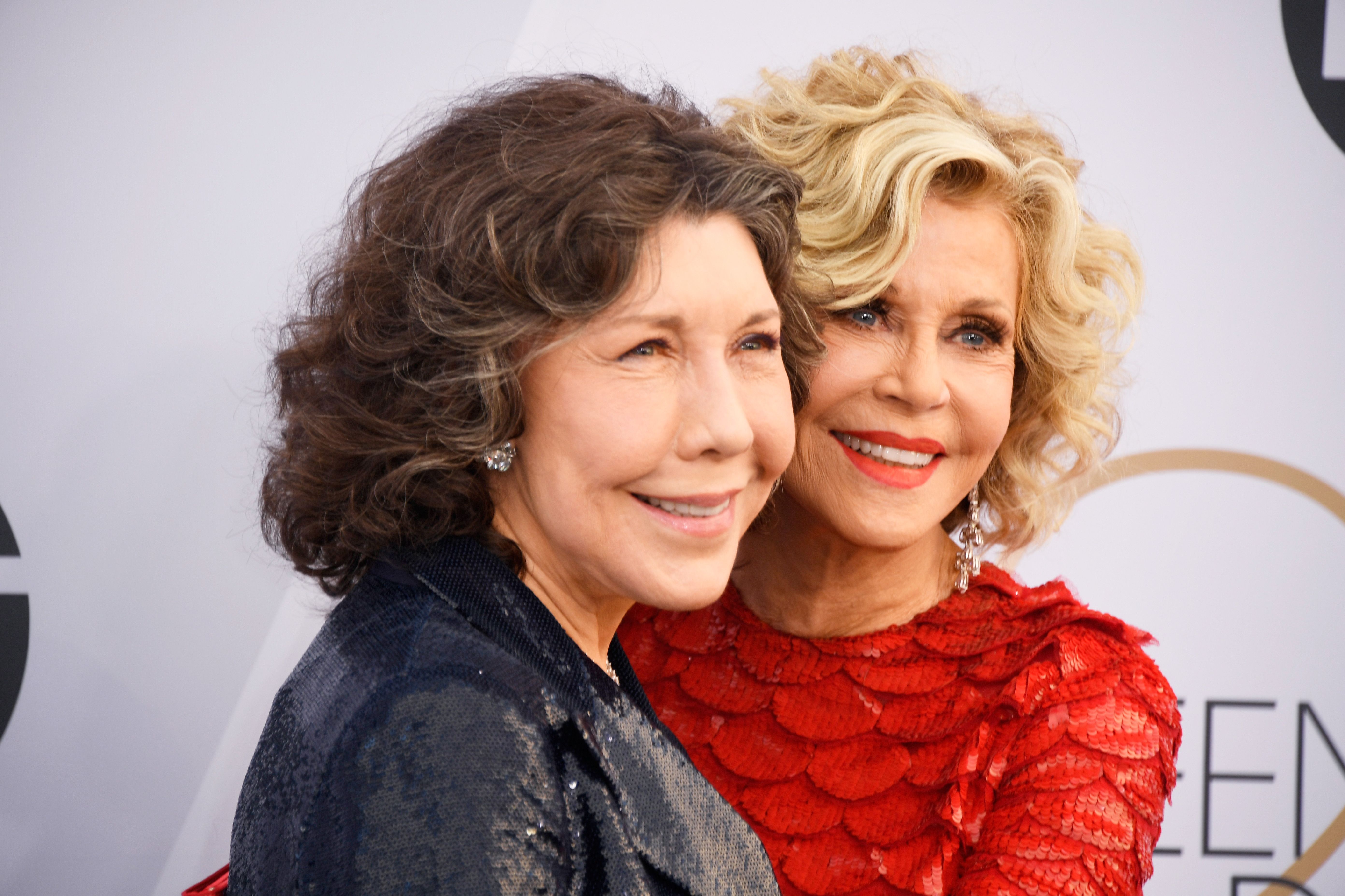 Jane Fonda and Lily Tomlin's Friendship, From 9 to 5 to 80 For Brady -  Parade: Entertainment, Recipes, Health, Life, Holidays