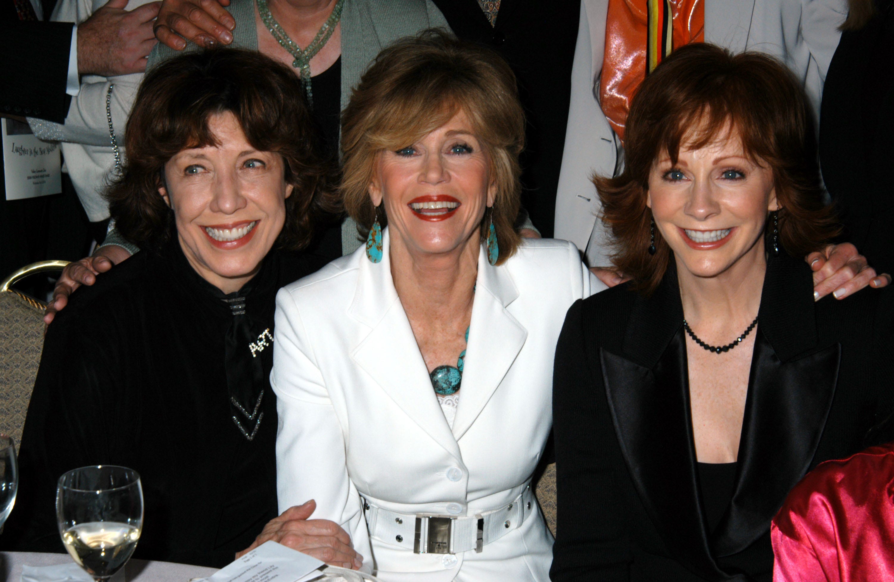 Jane Fonda and Lily Tomlin's Friendship, Explained - How 'Grace and ...