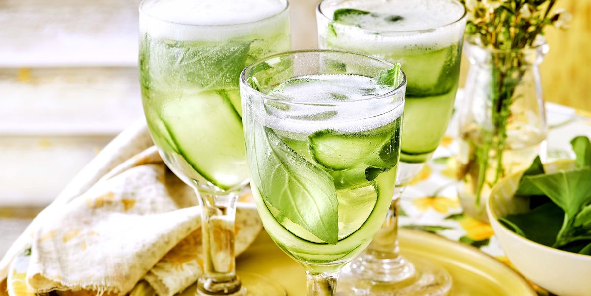 Limoncello and Cucumber Fizz