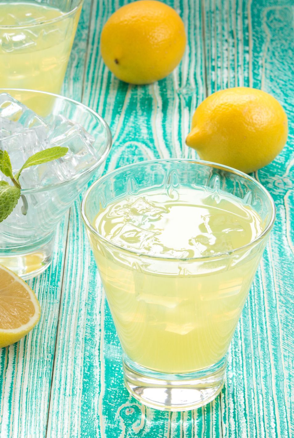 Food, Drink, Lemon, Meyer lemon, Lemon-lime, Juice, Lemonade, Ingredient, Citrus, Fruit, 