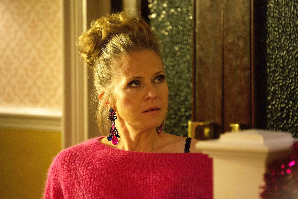 Eastenders Confirms Alcoholism Storyline For Linda Carter 1983