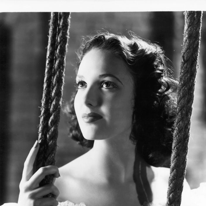 linda darnell in 'star dust'