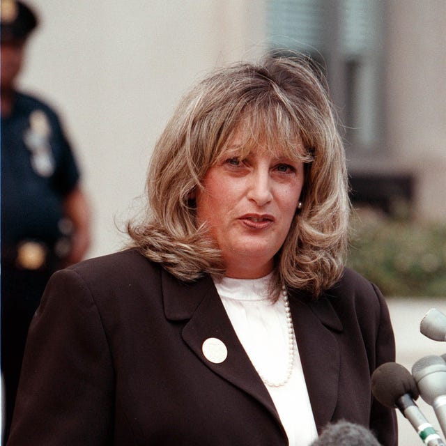 linda tripp speaks to reporters