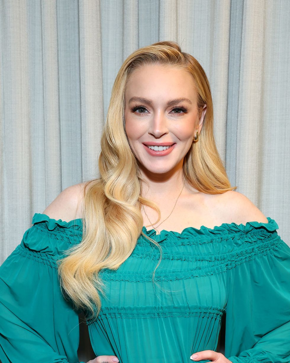 リンジー・ローハン直筆サイン入り2Lサイズ写真…Lindsay Lohan 48,817点のリンジー・ローハンの写真と高解像度写真 - Getty Images