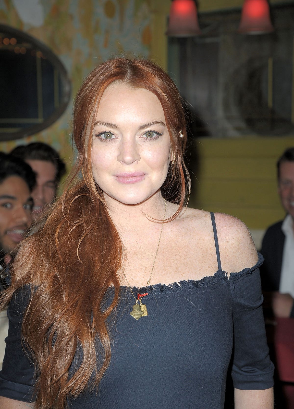 Lindsay Lohan Says Her Headscarf Got Her Profiled at the Airport