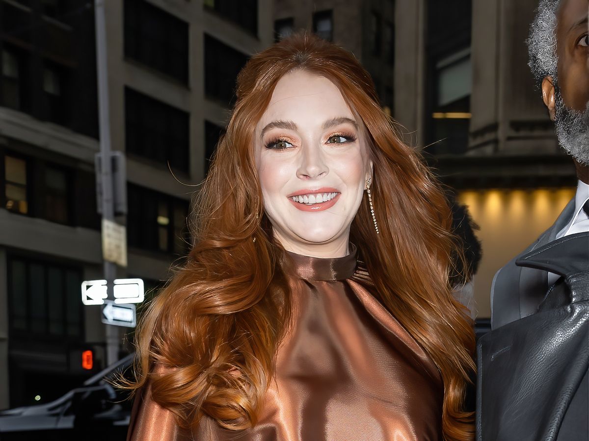 See Lindsay Lohan, Amanda Seyfried, and Lacey Chabert's 'Mean