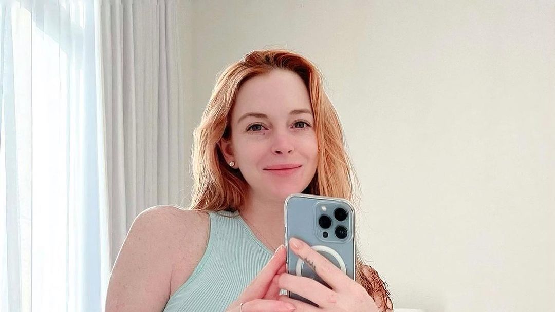 Lindsay Lohan shares first unedited postpartum selfie on IG
