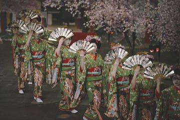 geisha dance