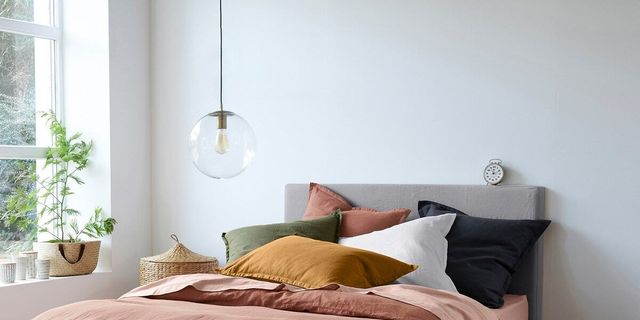 Linen vs Cotton Bed Sheets: An In-depth Comparison of Popular