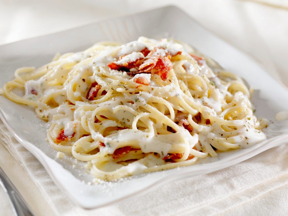 linguini carbonara