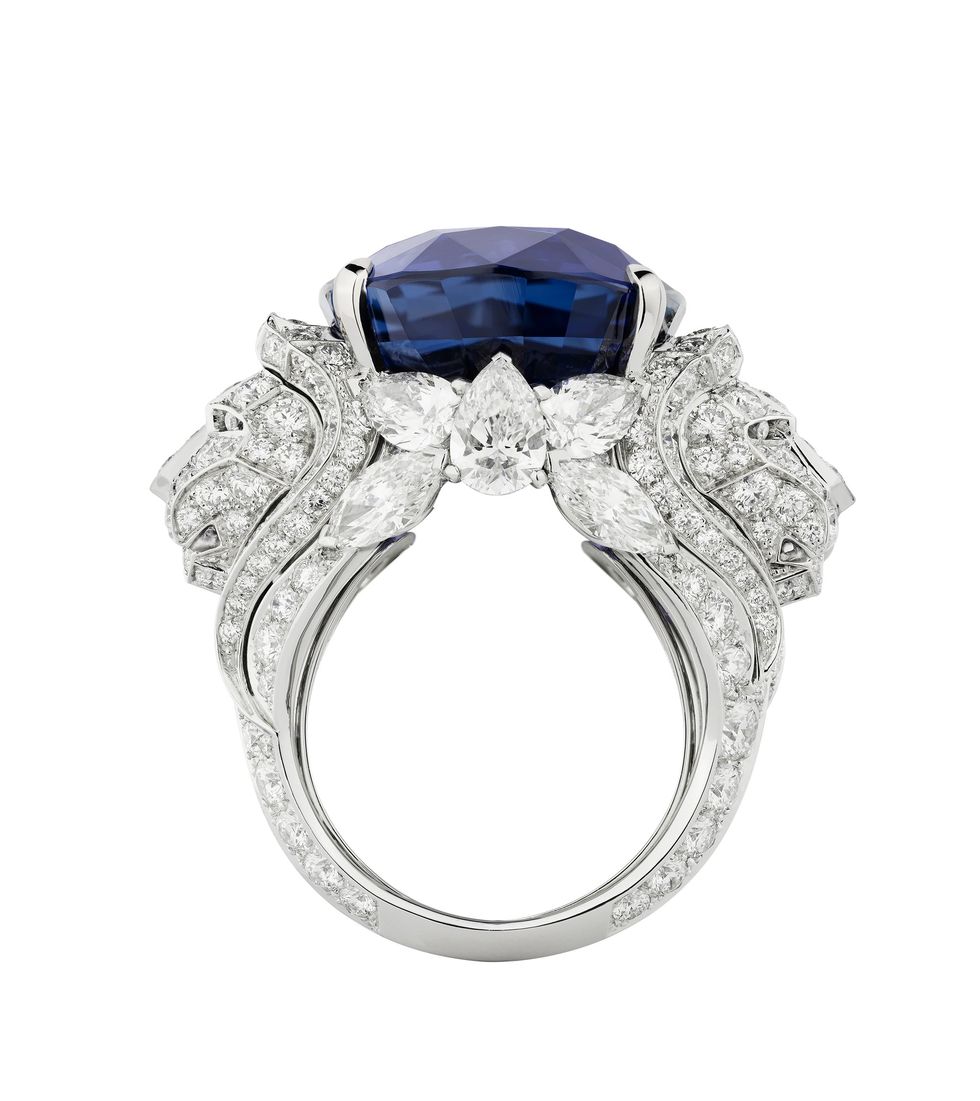 英國皇室婚戒上的寶石：藍寶石！九月份生日石藍寶石sapphire珠寶推薦