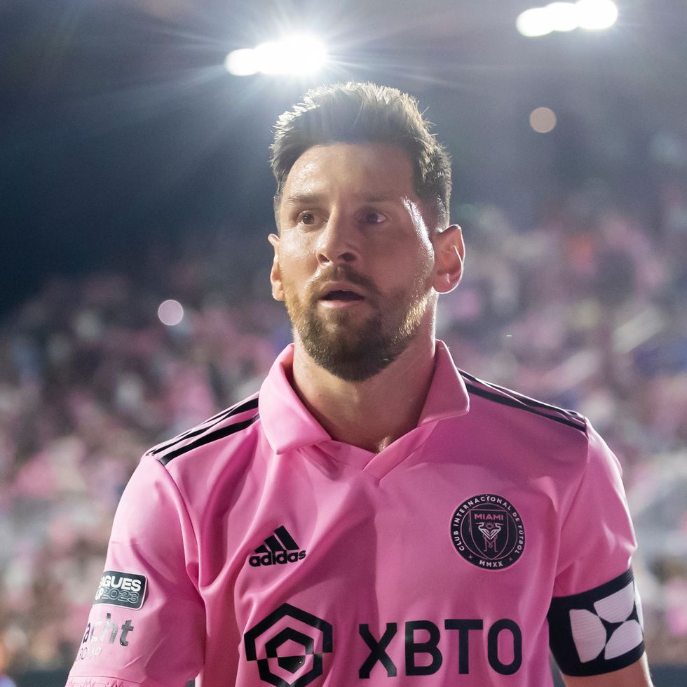Lionel Messi's pink Inter Miami jersey becomes best-seller in U.S.