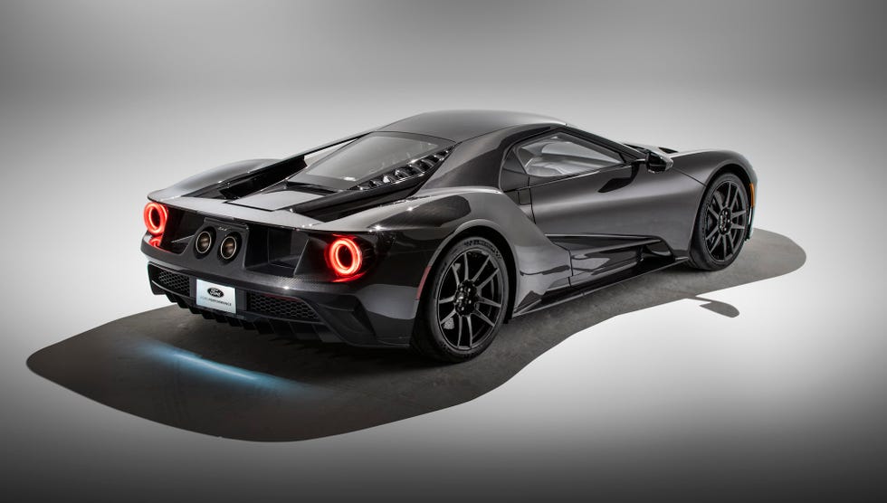 2020 Ford GT Updated With More Power and Bare Carbon Body Option
