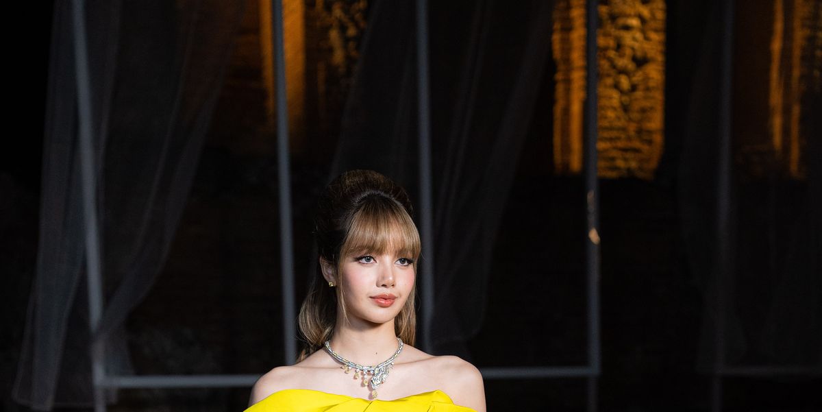 Lisa Looked Like a Renaissance Relief Sculpture at the Bulgari High Jewelry Show