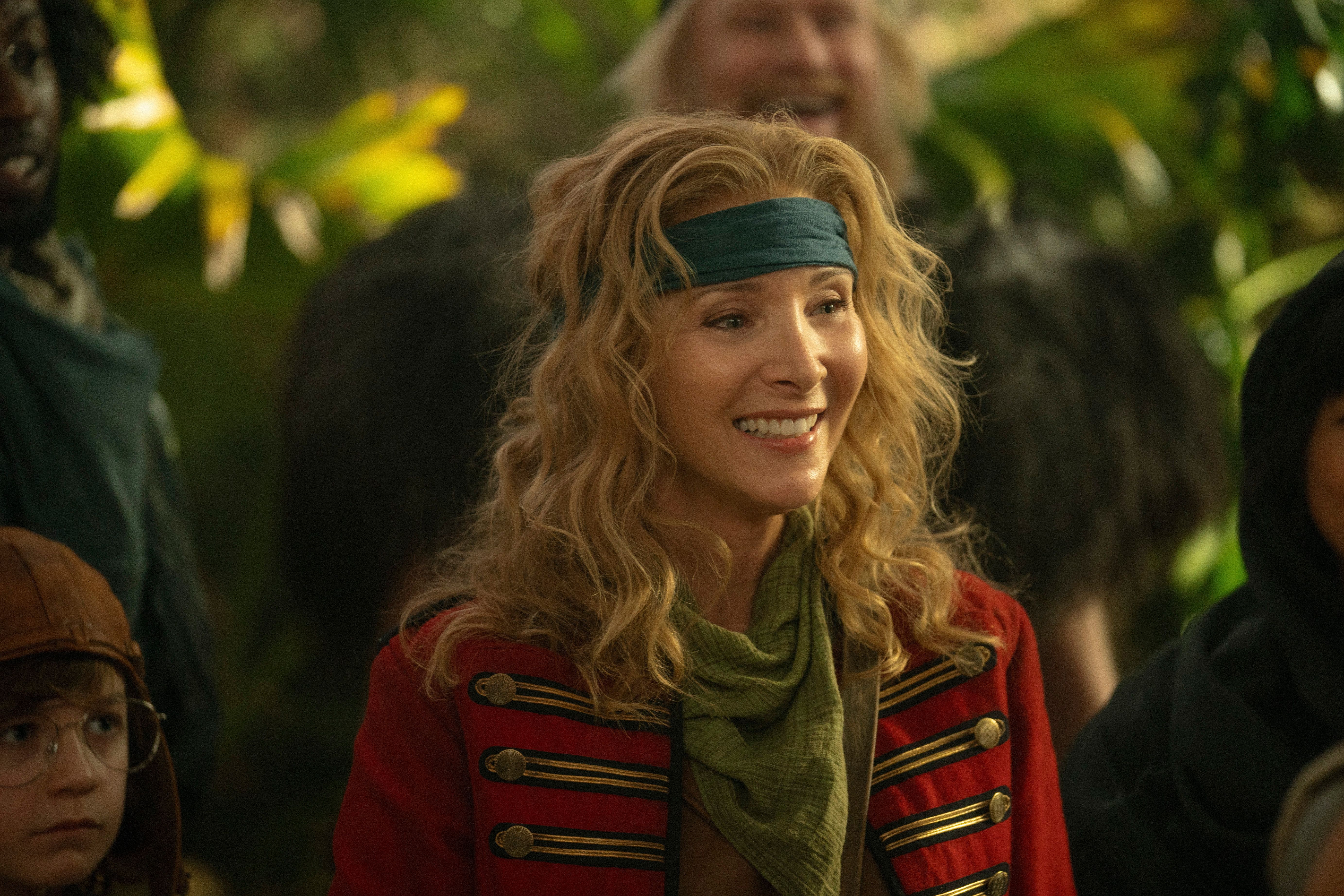 Is Lisa Kudrow's new comedy Time Bandits worth a watch?