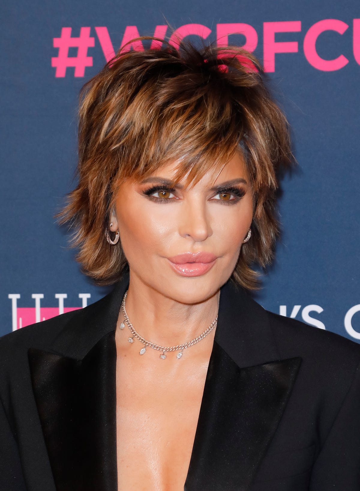 Lisa Rinna Loves This Cult-Favorite SPF for Ageless Skin at 57