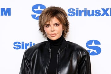 lisa rinna just swapped her trademark hair for a blonde pixie cut