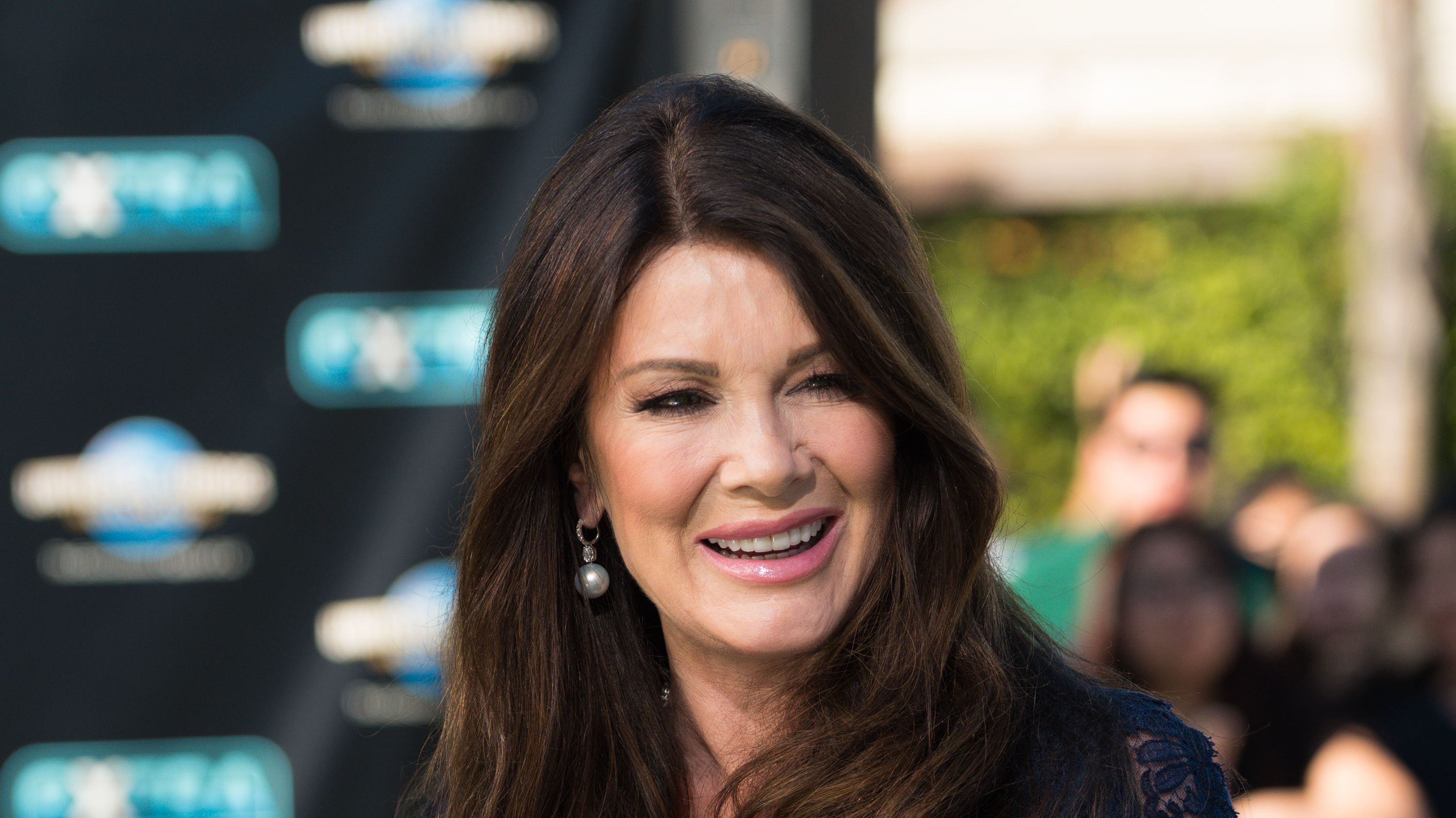 TELEVISION STAR AND RESTAURATEUR LISA VANDERPUMP HOSTED THE STAR