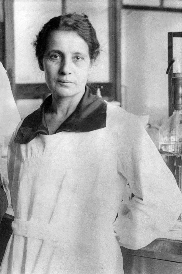 lise meitner, scientist, physicist portrait 1927